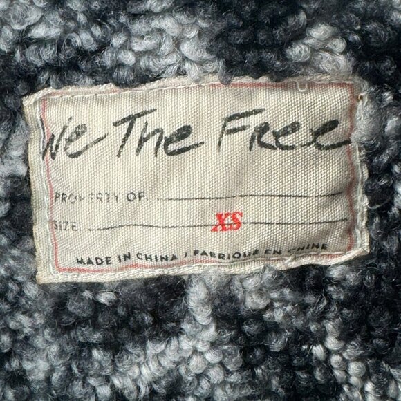 Free People Jean Jacket With Gray Leopard Sherpa Lining Womens XS - Picture 3 of 7